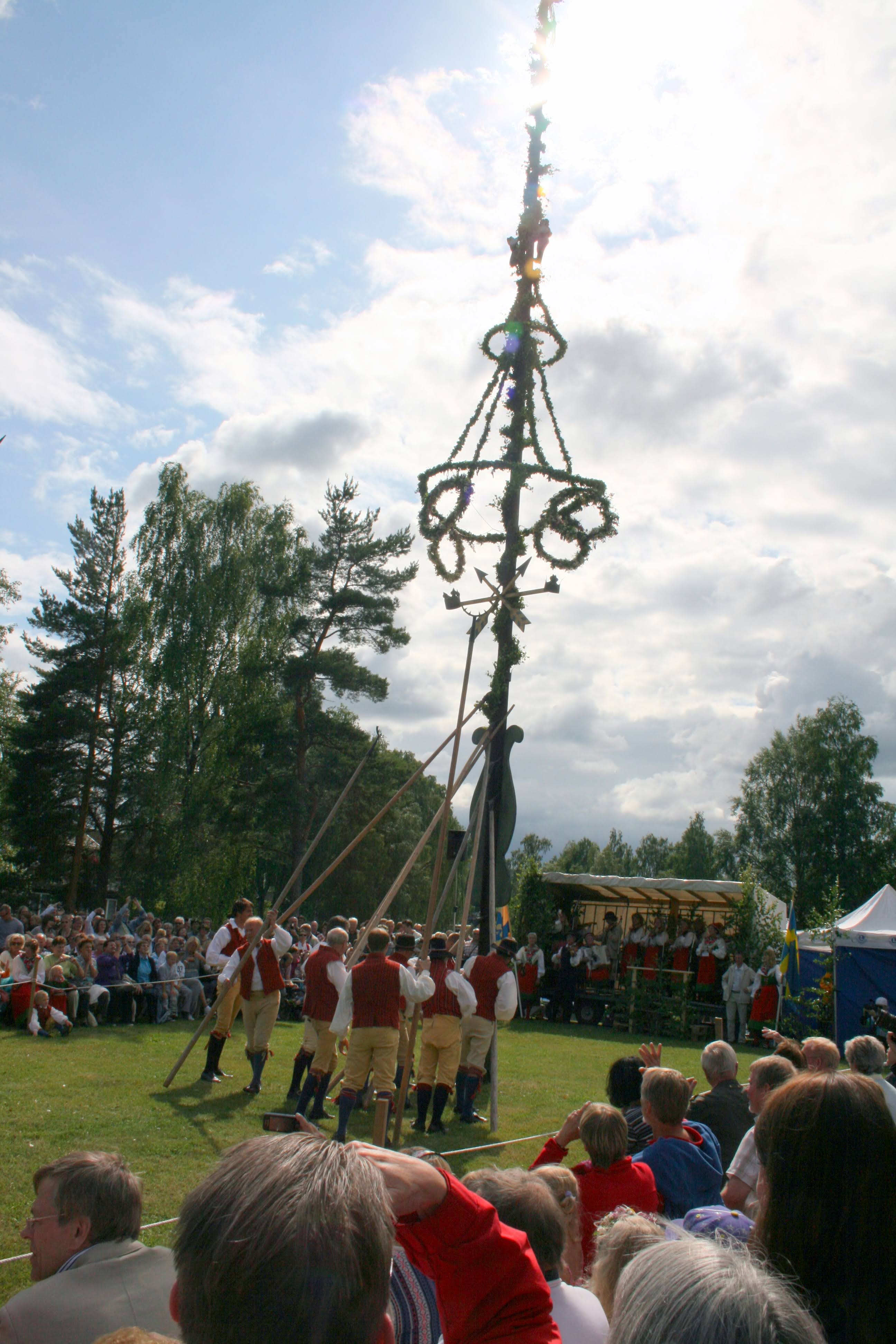 trevlig-midsommar-ameahcon-vi-jobbar-med-infrastruktur